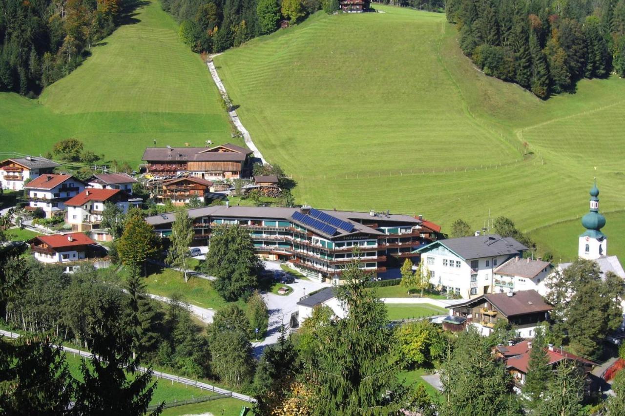 Apartments Schatzberg-Haus, Wildschoenau-アウフファッハ エクステリア 写真